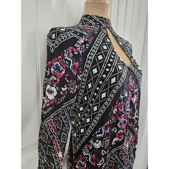 Express Keyhole Mini Dress Size XS Long Sleeve Black Pink Blue White - Picture 2 of 10